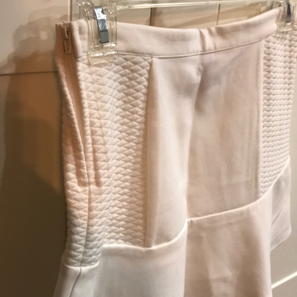 H&M white fit and flare skirt - Picture 3 of 5